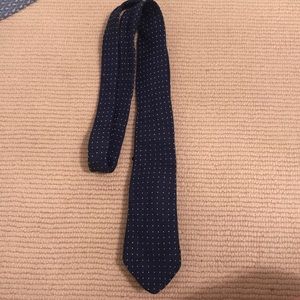 BRAND NEW HUGO BOSS BLUE TIE for men